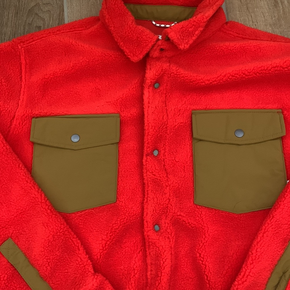 Free Assembly men’s Sherpa shocker-so cozy! Accents are waterproof fabric! - Picture 2 of 3